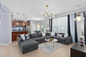 6BR/4B Windsor Hills Villa, Pool & Game Room, 2 Miles from Walt Disney World